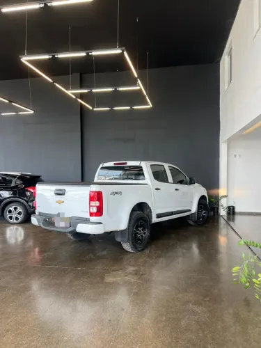 Chevrolet S10 Pick-up LS 2.8 TDI 4X4 CD Dies. Mec. 2023