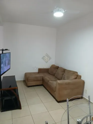 Apartamento térreo para alugar com 46,87m² de área útil, 02 quartos e quintal no Condomíni