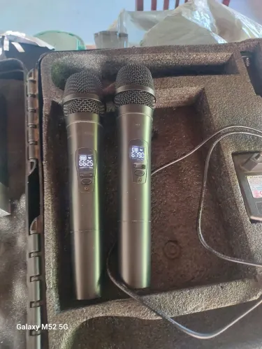 Microfone vokal vlr502 pouco tempo de uso