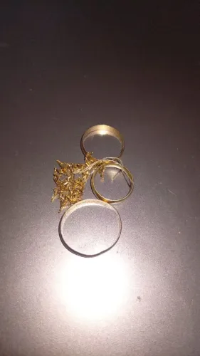 Ouro alianças de ouro baixo e corrente maciça