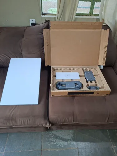 Kit Starlink 4 geração - nova - Aberta a caixa para tirar fotos do conteúdo