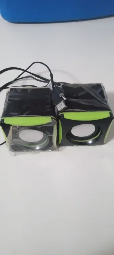 Caixa de som mini USB