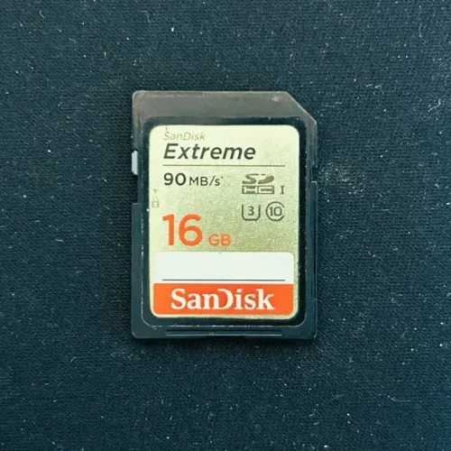 Cartão de Memória SanDisk Extreme 16GB SDHC 90MB/s - Impecável