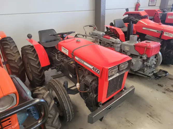 Trator marca Agrale modelo 416
