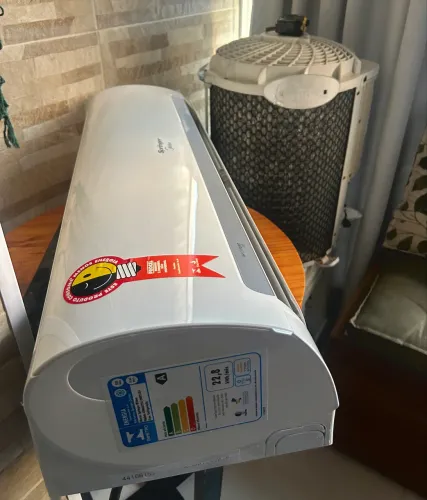 Ar condicionado 12000 btus Midea