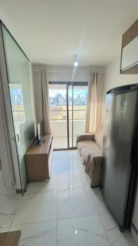 Apartamento mobiliado com 1 quarto e varanda para locação no Costa Azul - Salvador - BA