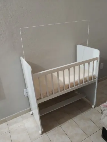 Mini berço grade ajustável + colchão excelente para conforto mãe e bebê