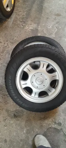 Rodas Aro 14 astra originais com pneus