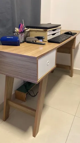Escrivaninha de escritório