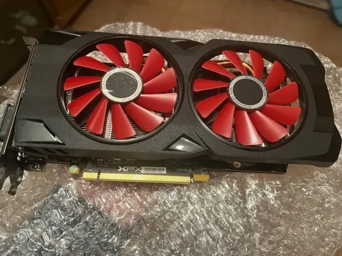 Placa de vídeo RX 570 XFX 4GB