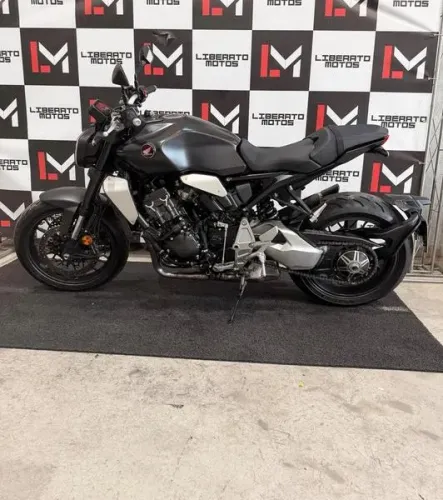 HONDA CB 1000R 2024
