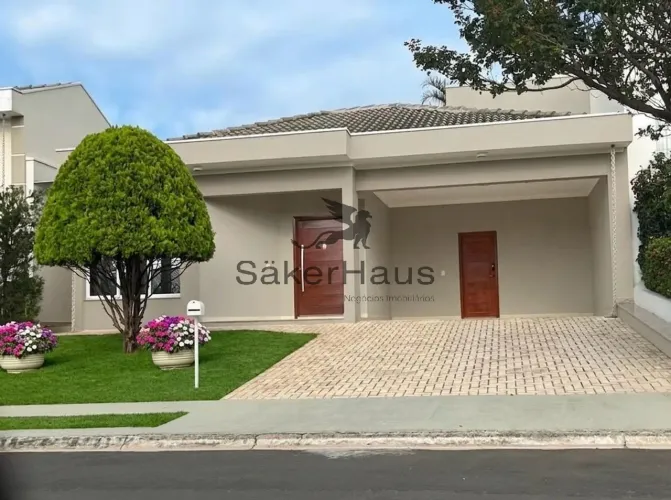 Casa térrea com 3 suítes e piscina no Condomínio Portal dos Ipês, em Indaiatuba!!!