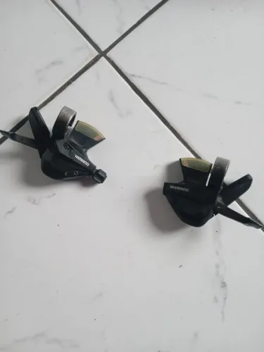 Trocadores shimano rapid Fire  3x8