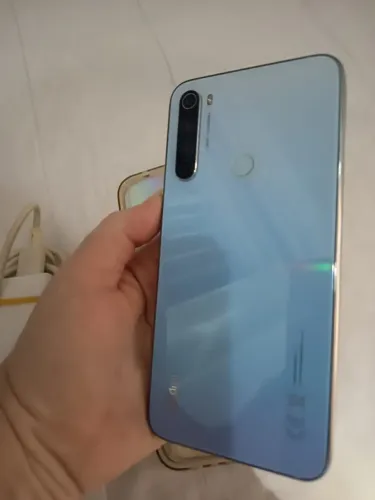 Vendo redme note 8....64 gigas.em perfeito estado.