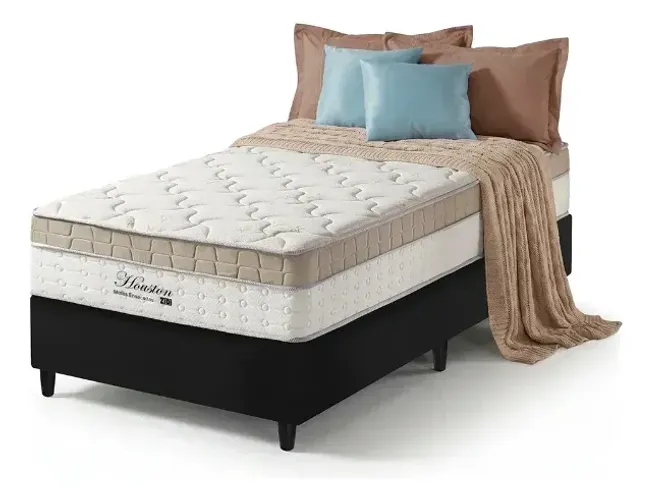 Cama box com colchão solteiro.