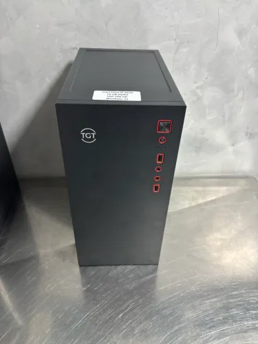 Intel Core i5 | 16 GB RAM | SSD 500 GB | Windows 11