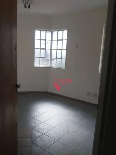 Sala Comercial à Venda no Bairro Parque Anhanguera em Ribeirão Preto com Copa.