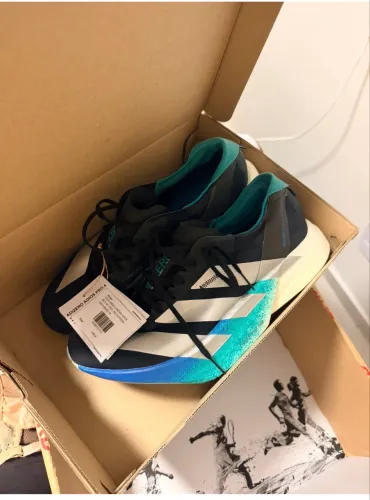 Adidas Adios pro 4 corrida