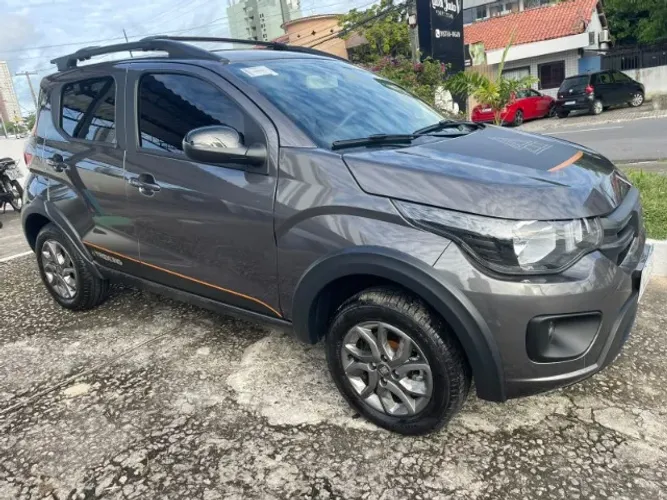 Fiat Mobi Trekking 1.0 Flex 5P 2025