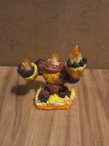 Skylanders Giants Hot Head