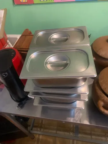 Kit de Cubas gastronômicas inox( 5 Cubas + 5 tampas : total de 10 peças)