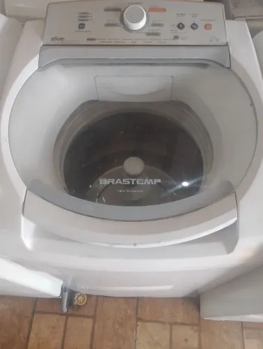 Vendo essa máquina Brastemp 10 kg funcionando perfeitamente faço entrega 
