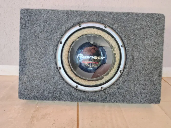 Subwoofer pionner