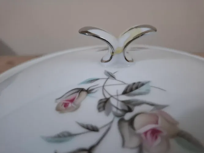 Saladeira em porcelana Noritake