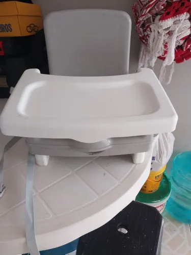Cadeirinha de alimentação