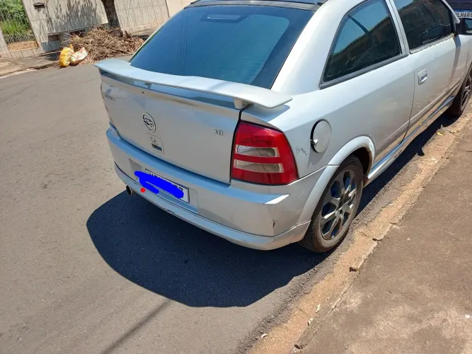 Chevrolet Astra GL 1.8 MPFI 3P 1999