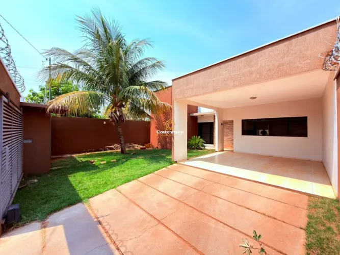 Casa na Laje com 03 Quartos sendo 01 Suíte Plena - Plano Diretor Sul