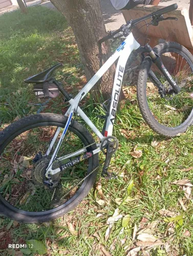 Bike 29 absolute MTB só pega e andar bike boa pra trilha vale 2800 quero 1600 pra ir hoje