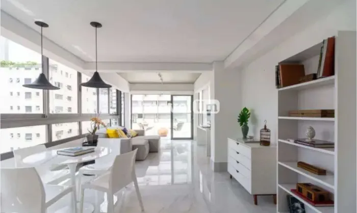 Vila Nova Conceição | Cobertura 2 quartos, sendo 2 suites