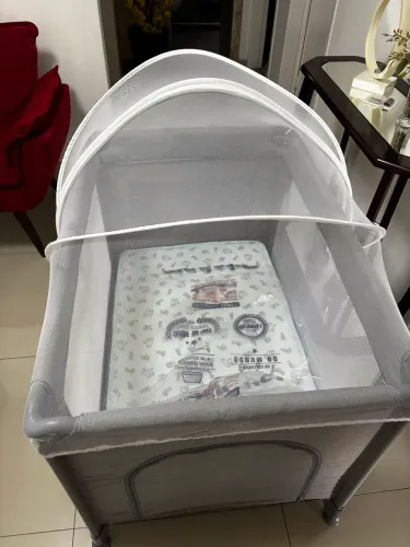 BERÇO PORTÁTIL LAZY Máxi baby