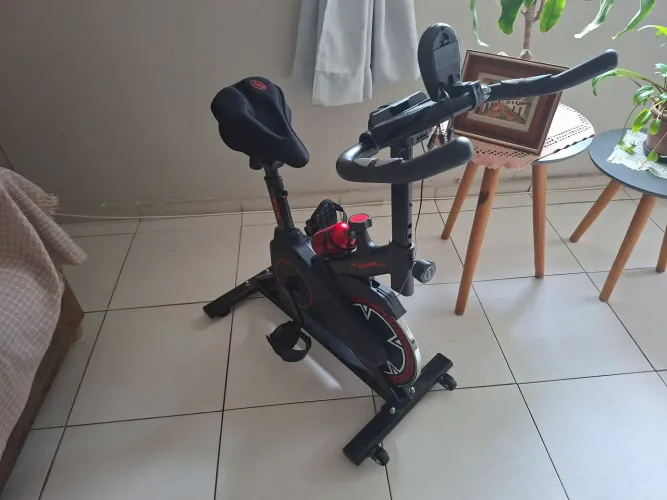 Bicicleta ergométrica - spinning