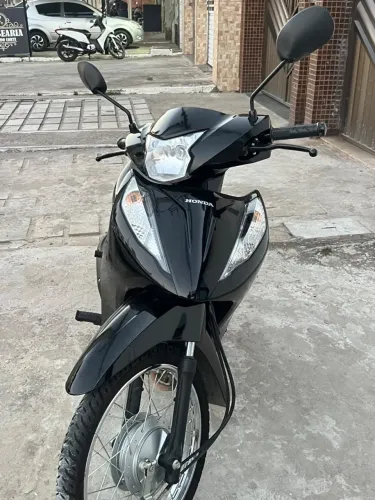Honda Biz 125 ES 2026 apenas 1400 rodados