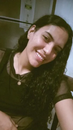 Babá e auxiliar doméstica 