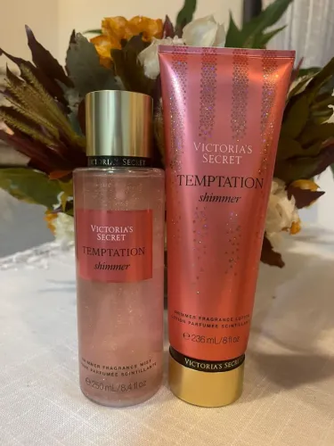 Victoria's secrets TEMPTATION shimmer