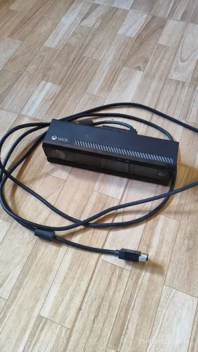 Kinect Xbox one semi novo