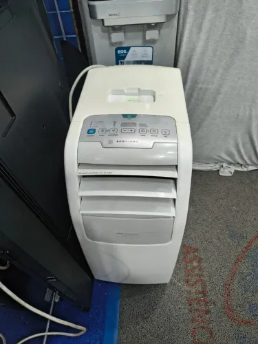 Ar condicionado portátil 10.000 btus Electrolux leia o anúncio