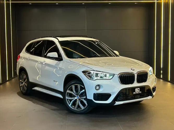 BMW X1 Sdrive 20I X-line 2.0 TB Active Flex 2018