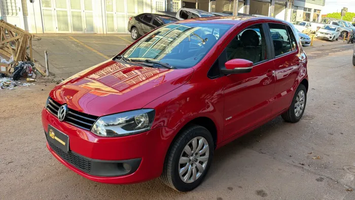 Volkswagen Fox 1.0 MI Total Flex 8V 5P 2014