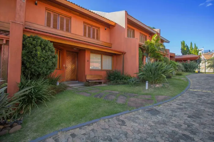 Casa Condominio para Venda - 286.89m², 4 dormitórios, sendo 2 suites, 2 vagas - Cristal