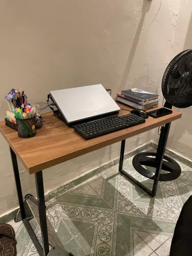 Mesa de Estudos + Cadeira