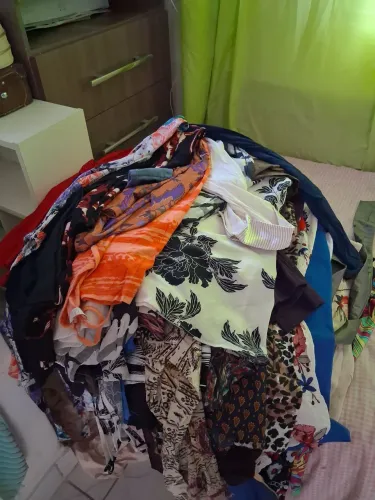 Varias roupas para Brecho!!