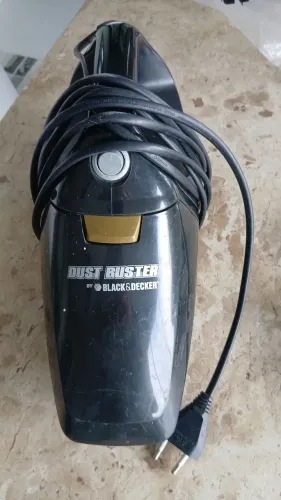 Aspirador de pó 150 REAIS.
