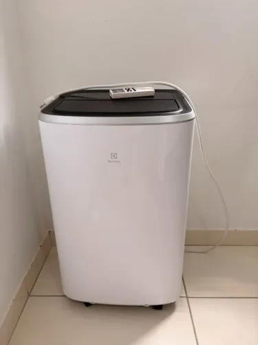 Ar condicionado portátil 12000 BTUS electrolux