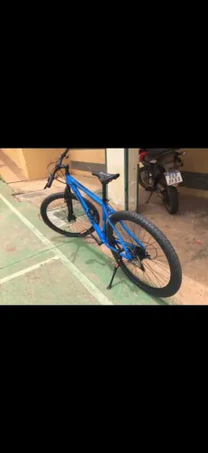 BIKE ABSOLUTE 29" AZUL METÁLICO