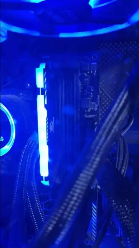 MEMÓRIA RAM BESTOSS 16GB 3200 MHZ RGB