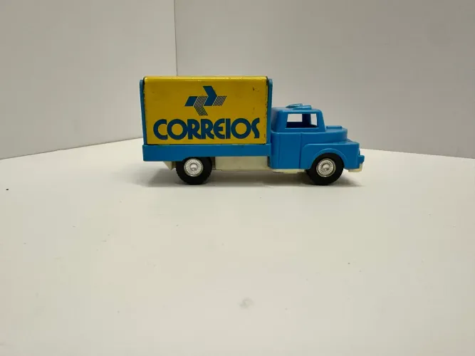 Caminhão anos 80 glaslite correios